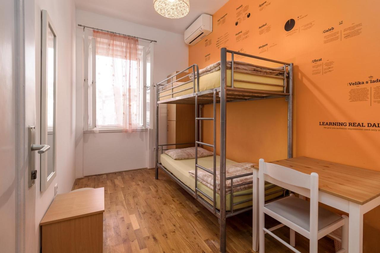 Hostel Split Backpackers Exterior photo